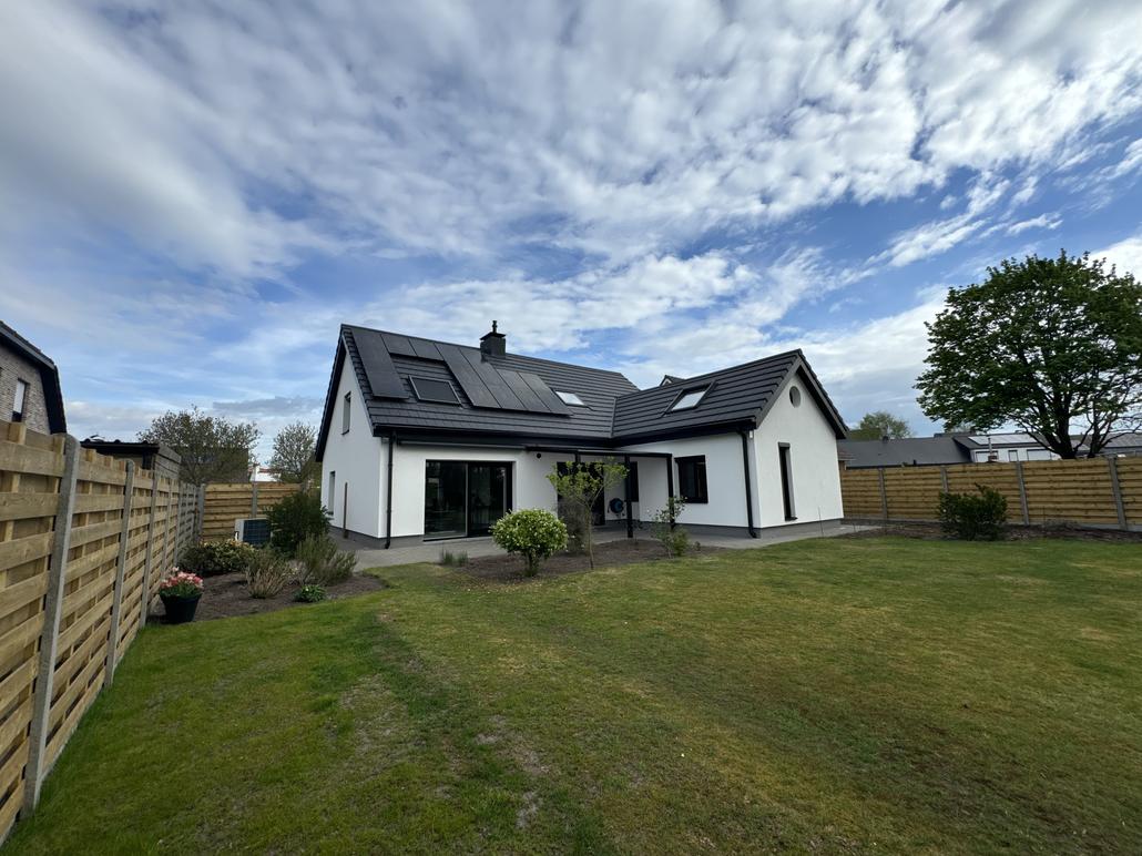 Rénovation de façade et de toit à Wortel