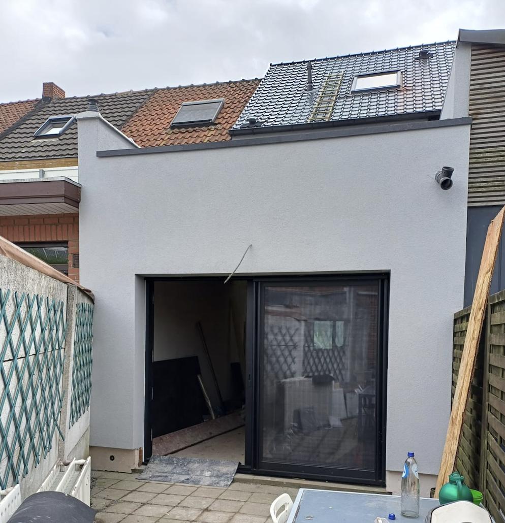 Rénovation de façade et de toiture à Stekene