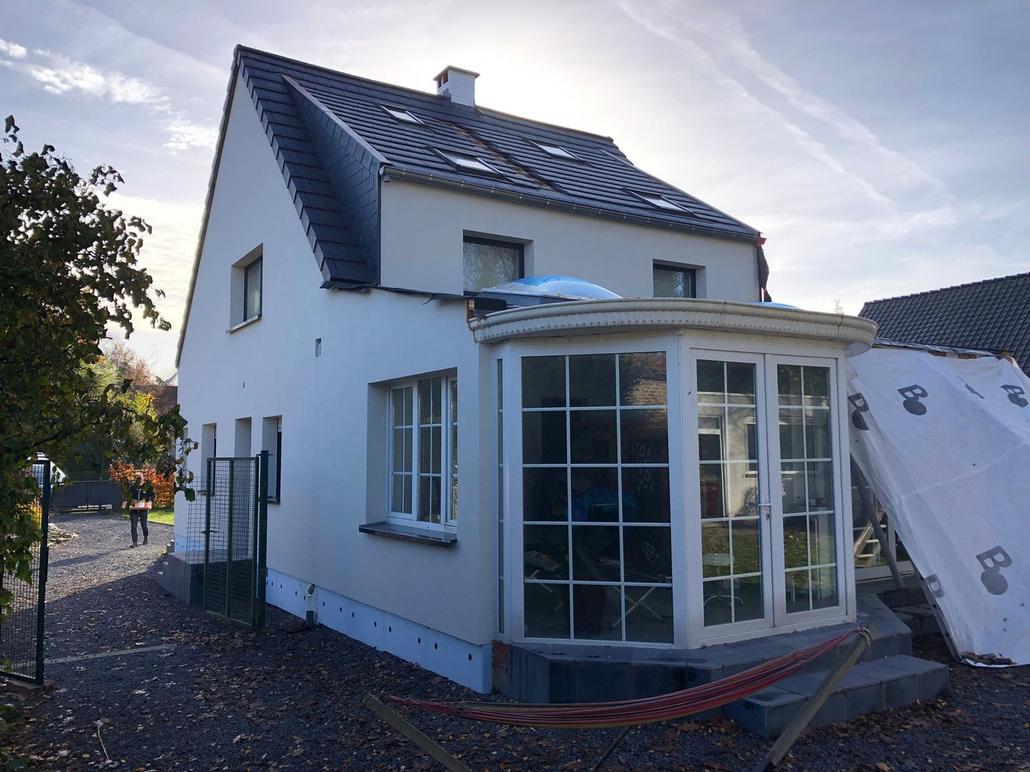 Villa in Schoten gets roof and facade insulation