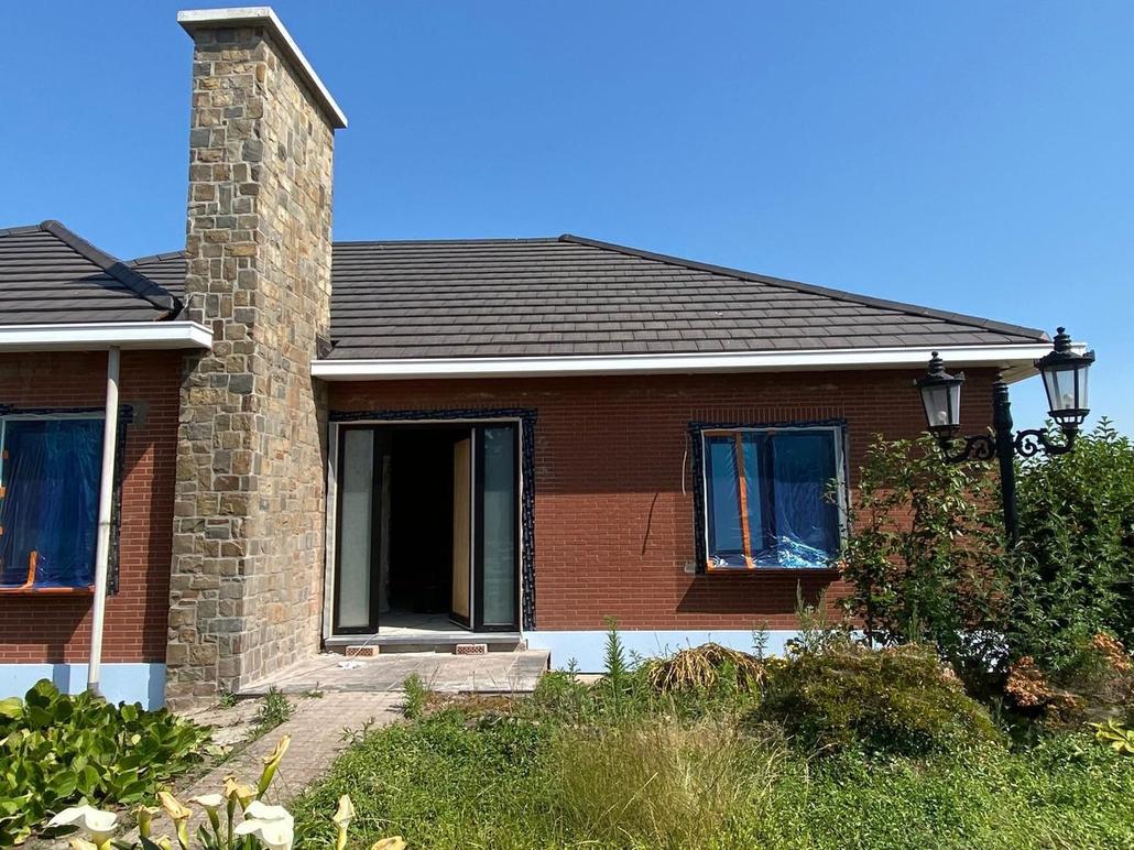 Cleys renove la facade avec crepi a Hulst