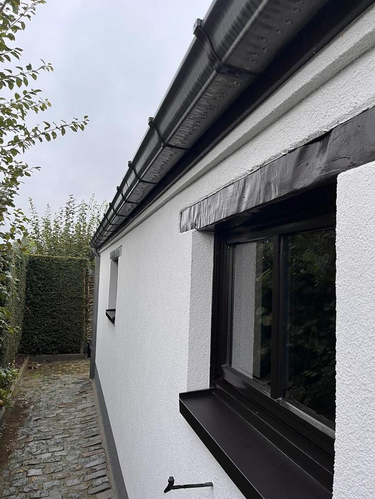 Renovation de facade avec caractere a Vrasene