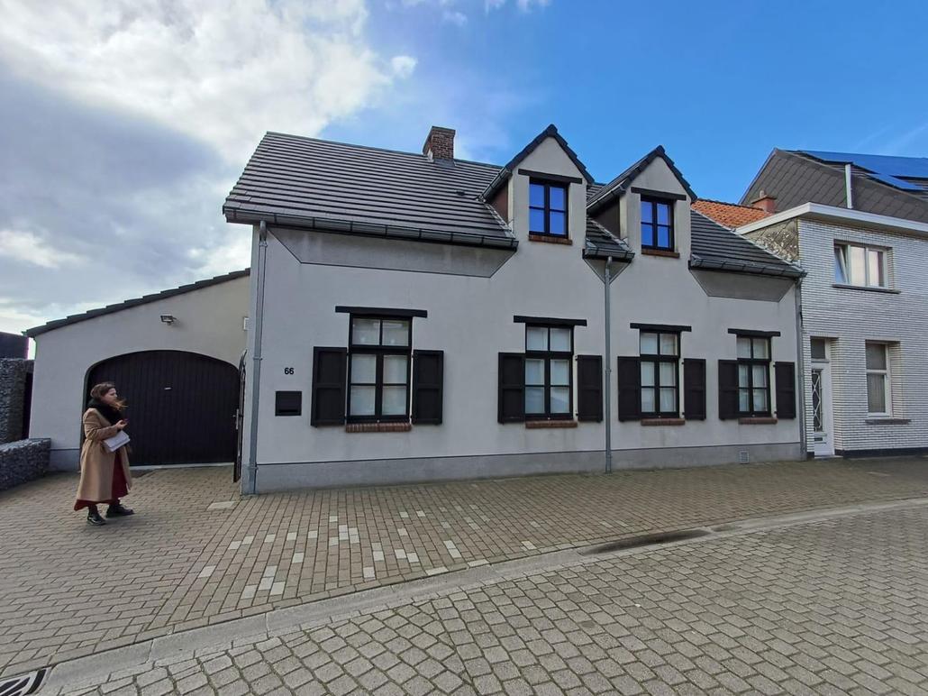 Renovation de facade avec caractere a Vrasene