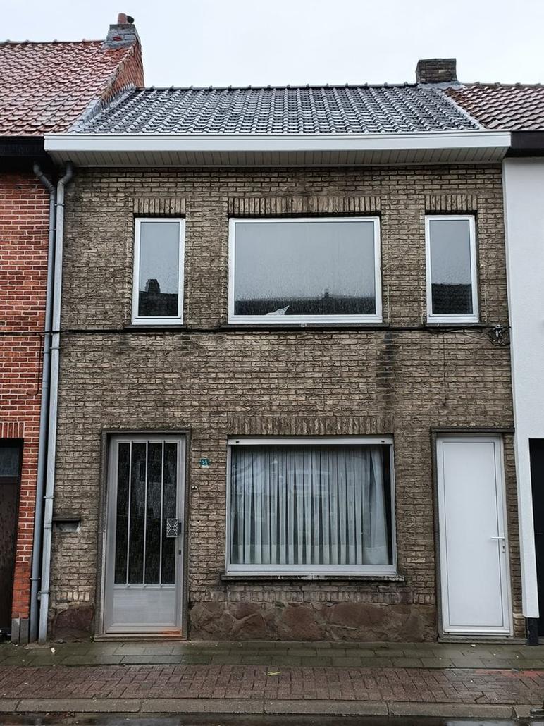 Steenstrips woning te Hamme