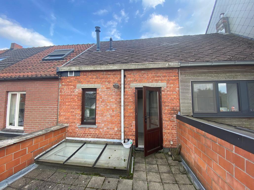 Rénovation de façade et de toiture à Stekene