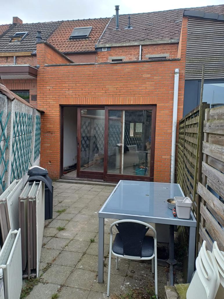 Rénovation de façade et de toiture à Stekene