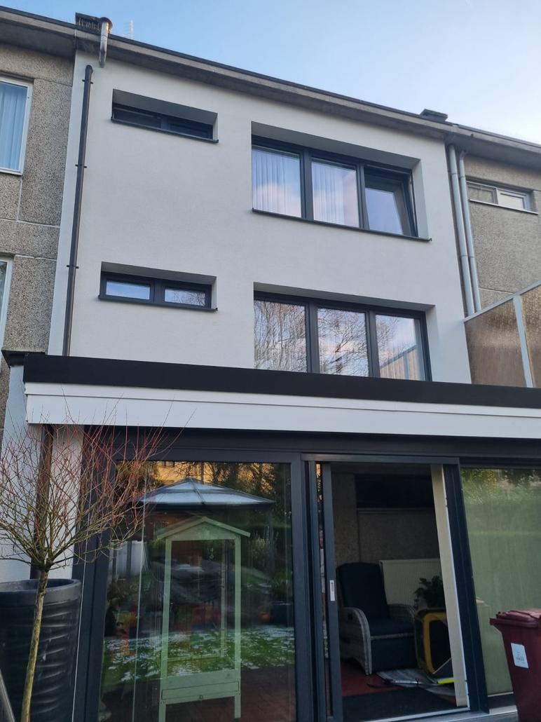 Facade insulation and crepi in Schoten