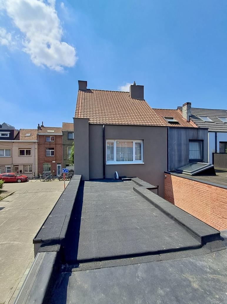 Isolation de façade et liège projeté à Gand