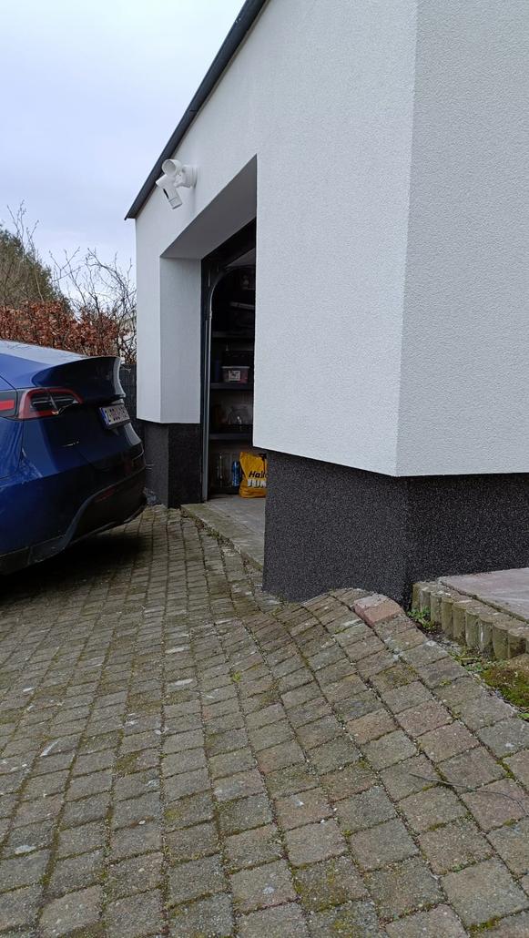 Cleys renoveert gevel in Ninove met crepi