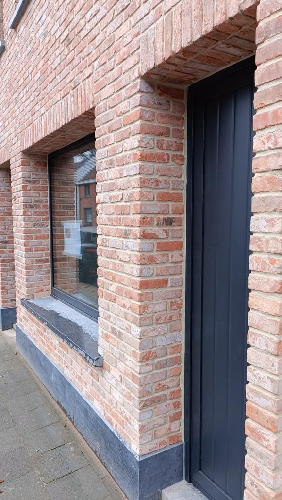 Steenstrips woning te Hamme