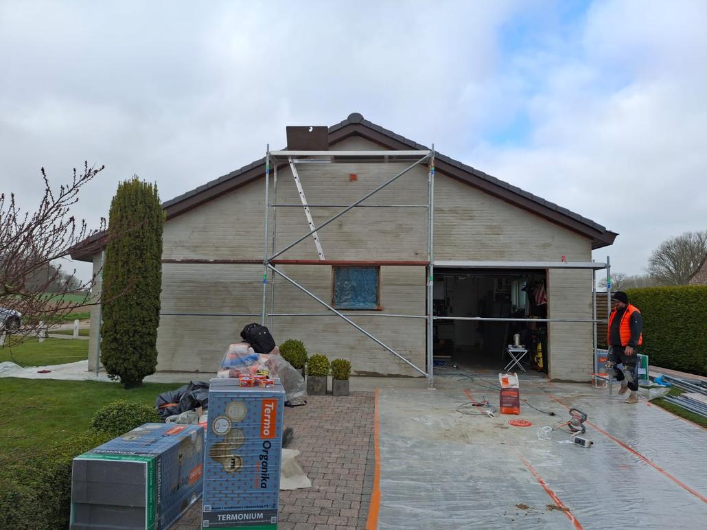 Rénovation de façade avec du kalei à Renaix