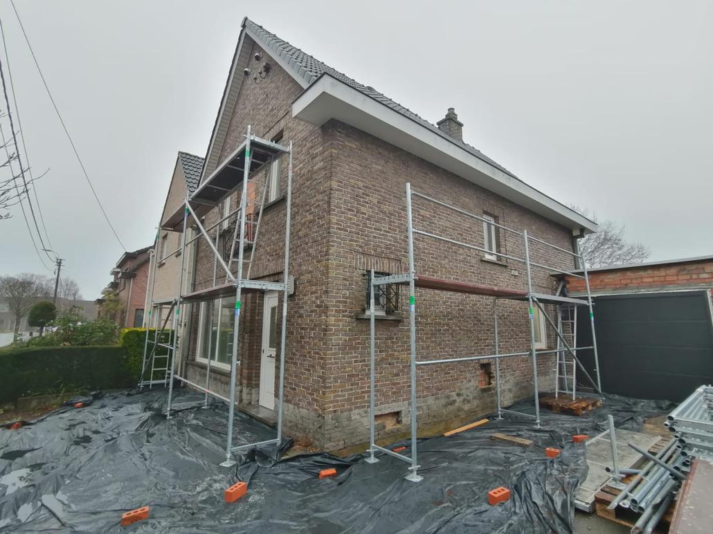 Gevel en dak vernieuwd in De Pinte