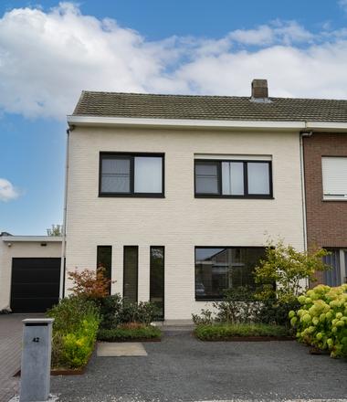 Spuitkurk gevelrenovatie Duffel