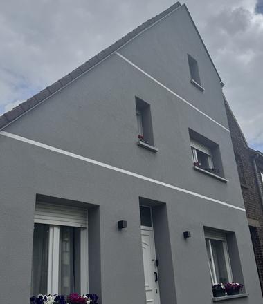 Grijze crepi gevel in Zaventem