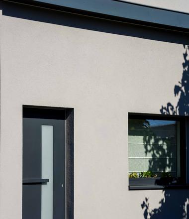 Crepi gevelrenovatie in Stekene Gevelisolatie met crepi in Stekene en 10 cm isolatie