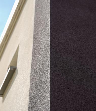 Gevel & dak vernieuwd met spuitkurk