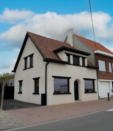 Spuitkurk gevelrenovatie Meulebeke