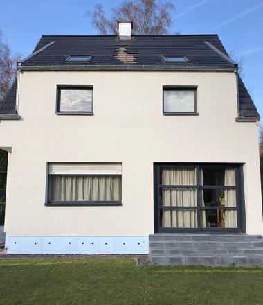 Villa in Schoten krijgt dak- en gevelisolatie