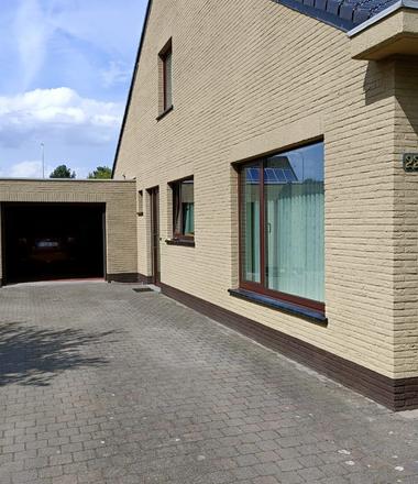 Spuitkurk woning in Belsele