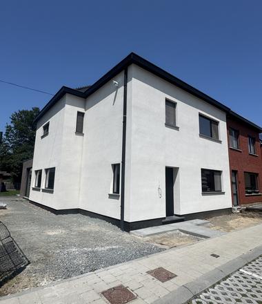 Spuitkurk gevel Merelbeke