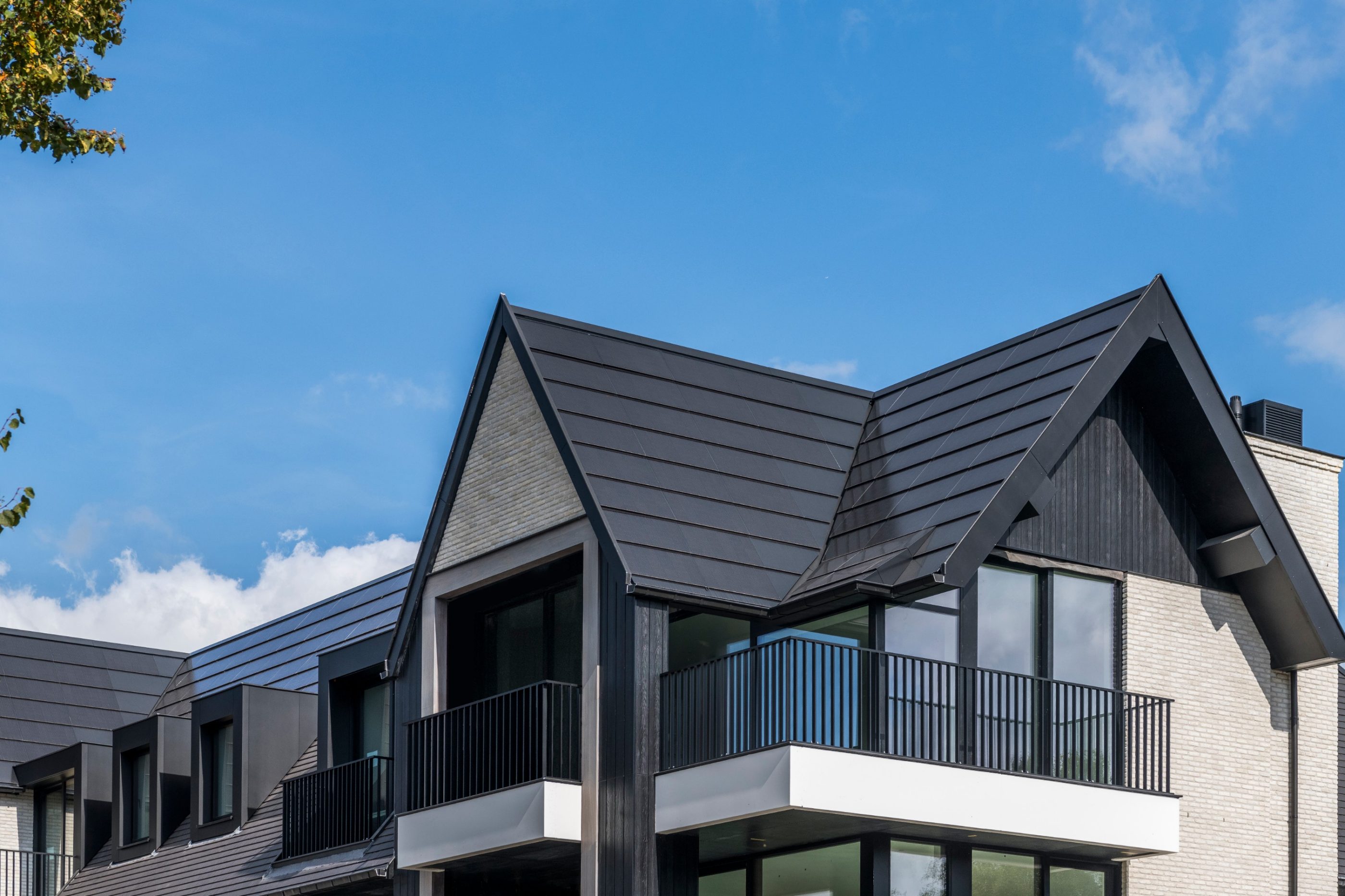 2️⃣ Wevolt X-Roof